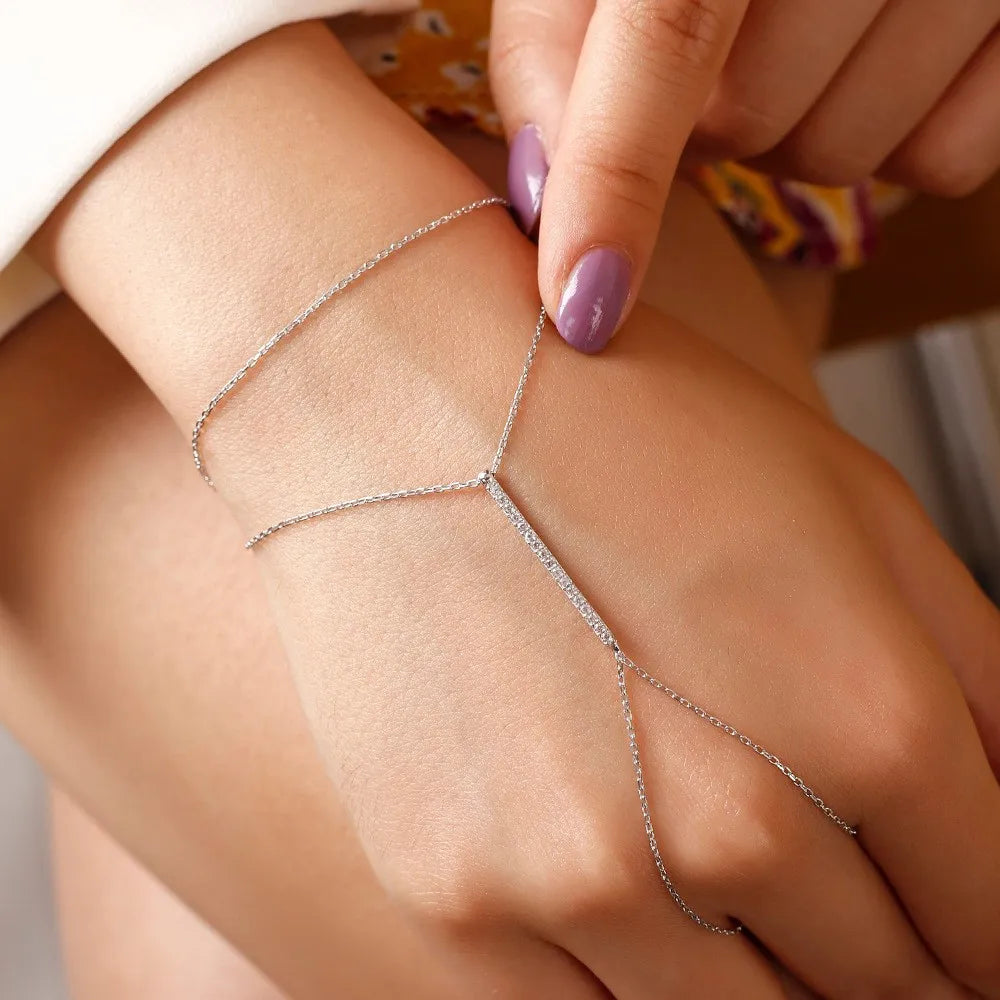 Azaelia Rhinestone Bar Handchain